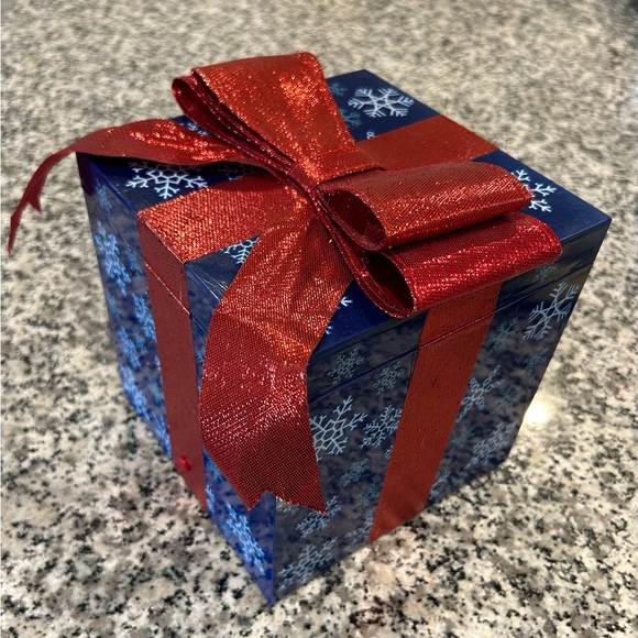 Vintage music box Rare find Frosty the snowman Plus more characters - Picture 6 of 8